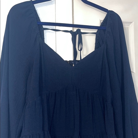 Elegant Navy Long-Sleeve Dress - Picture 2 of 6